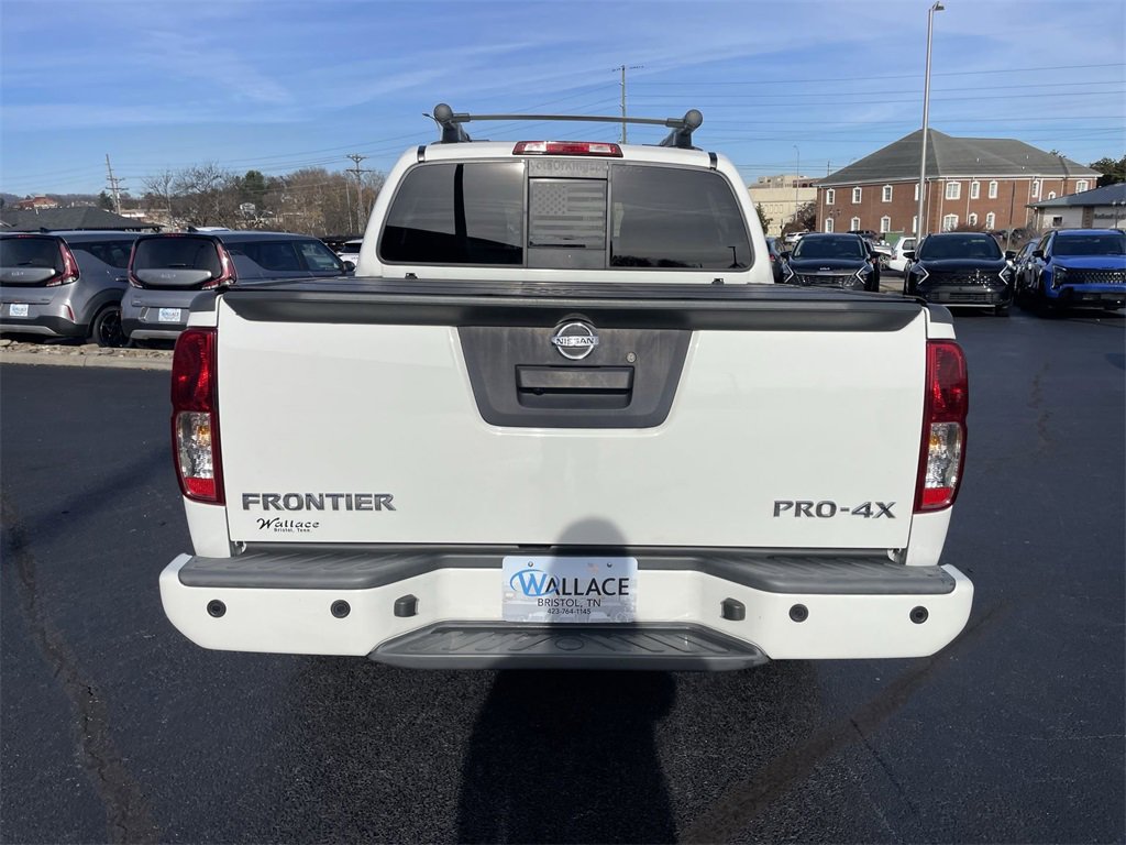 Used 2020 Nissan Frontier PRO-4X image 5