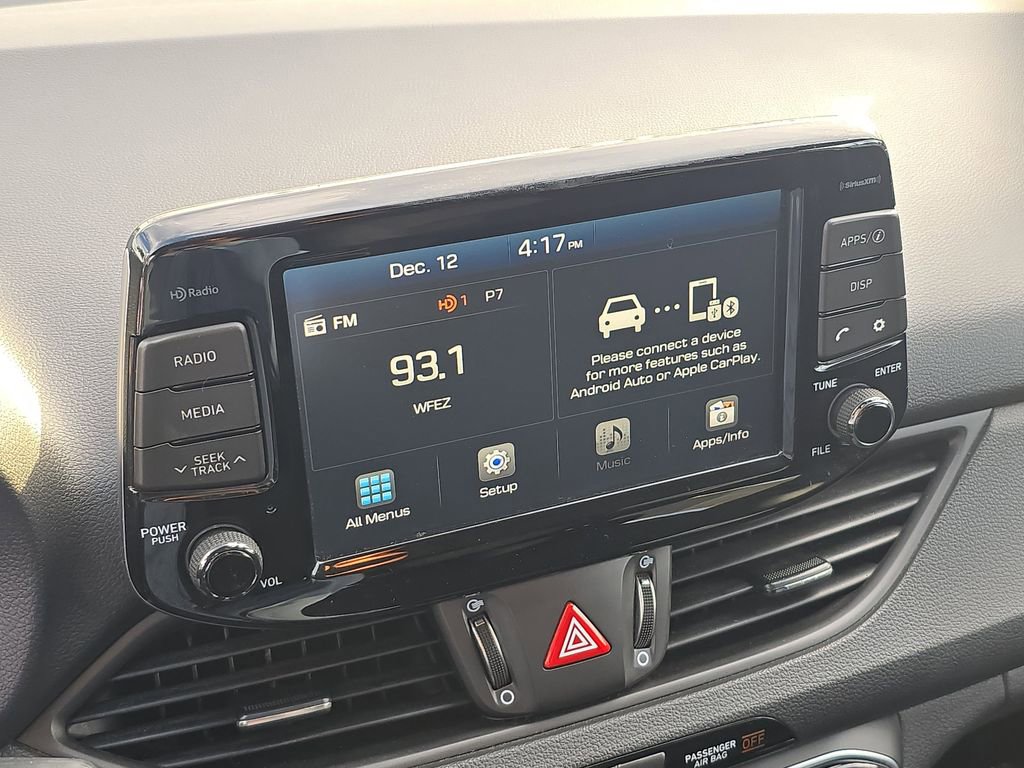 Used 2018 Hyundai Elantra GT image 24