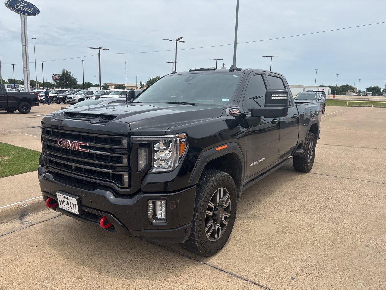 Used 2023 GMC Sierra 2500 AT4 w/ AT4 Preferred Package AWD/4WD image 1