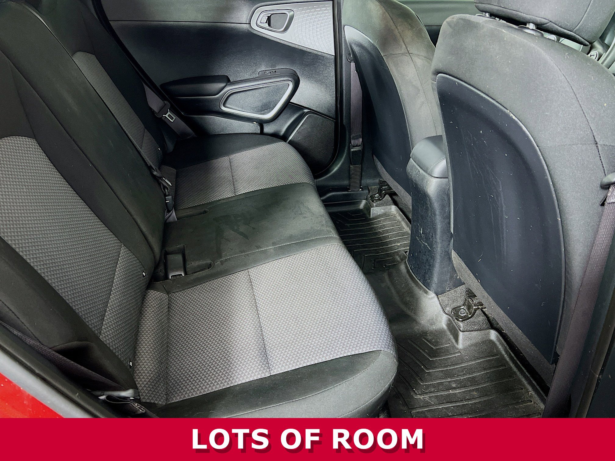 Used 2022 Kia Soul LX image 21