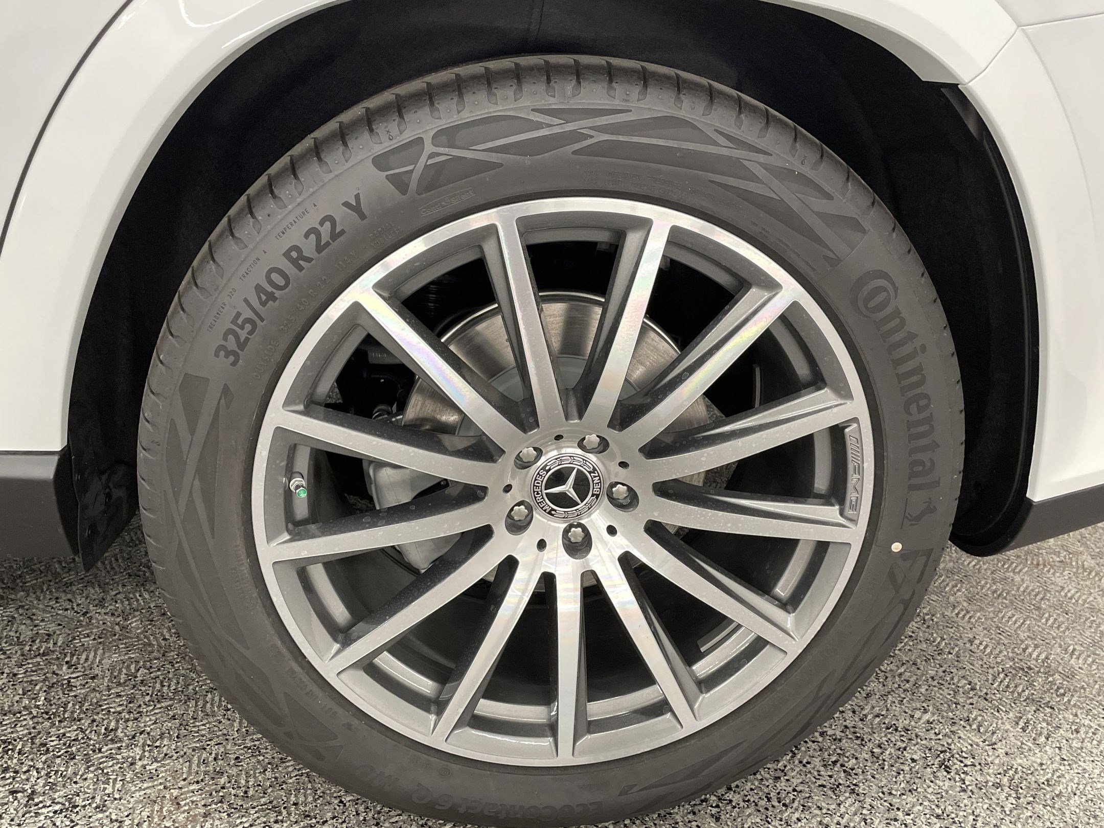 New 2026 Mercedes-Benz GLS 580 4MATIC image 7