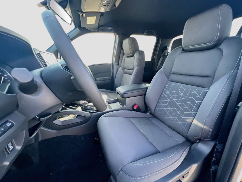 New 2027 Nissan Frontier SV RWD image 20
