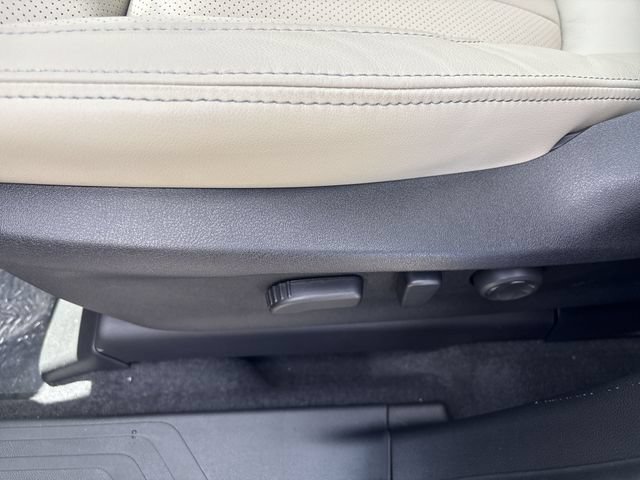 New 2026 Subaru Ascent Limited AWD/4WD image 12
