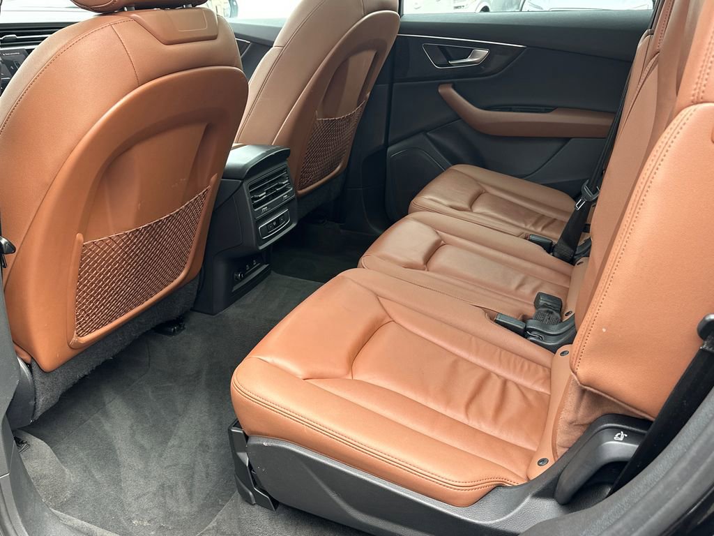 Used 2022 Audi Q7 2.0T Premium image 17