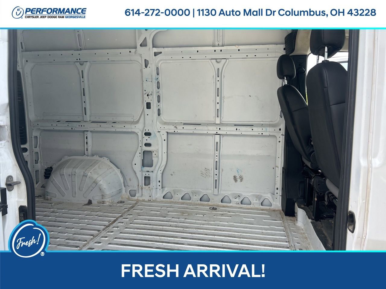 Used 2024 RAM ProMaster 2500 w/ Convenience Group FWD image 14