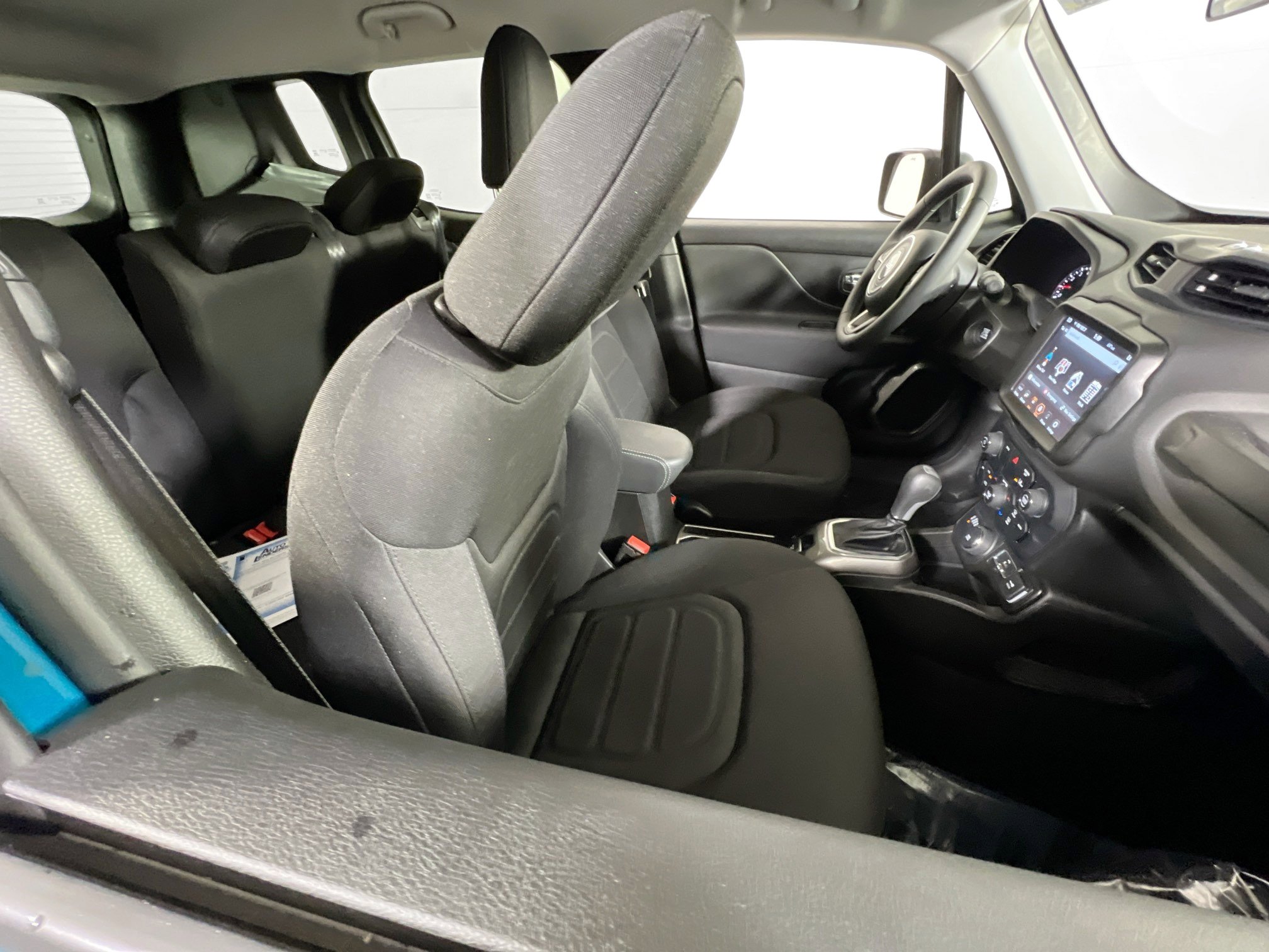 Used 2022 Jeep Renegade Latitude image 26