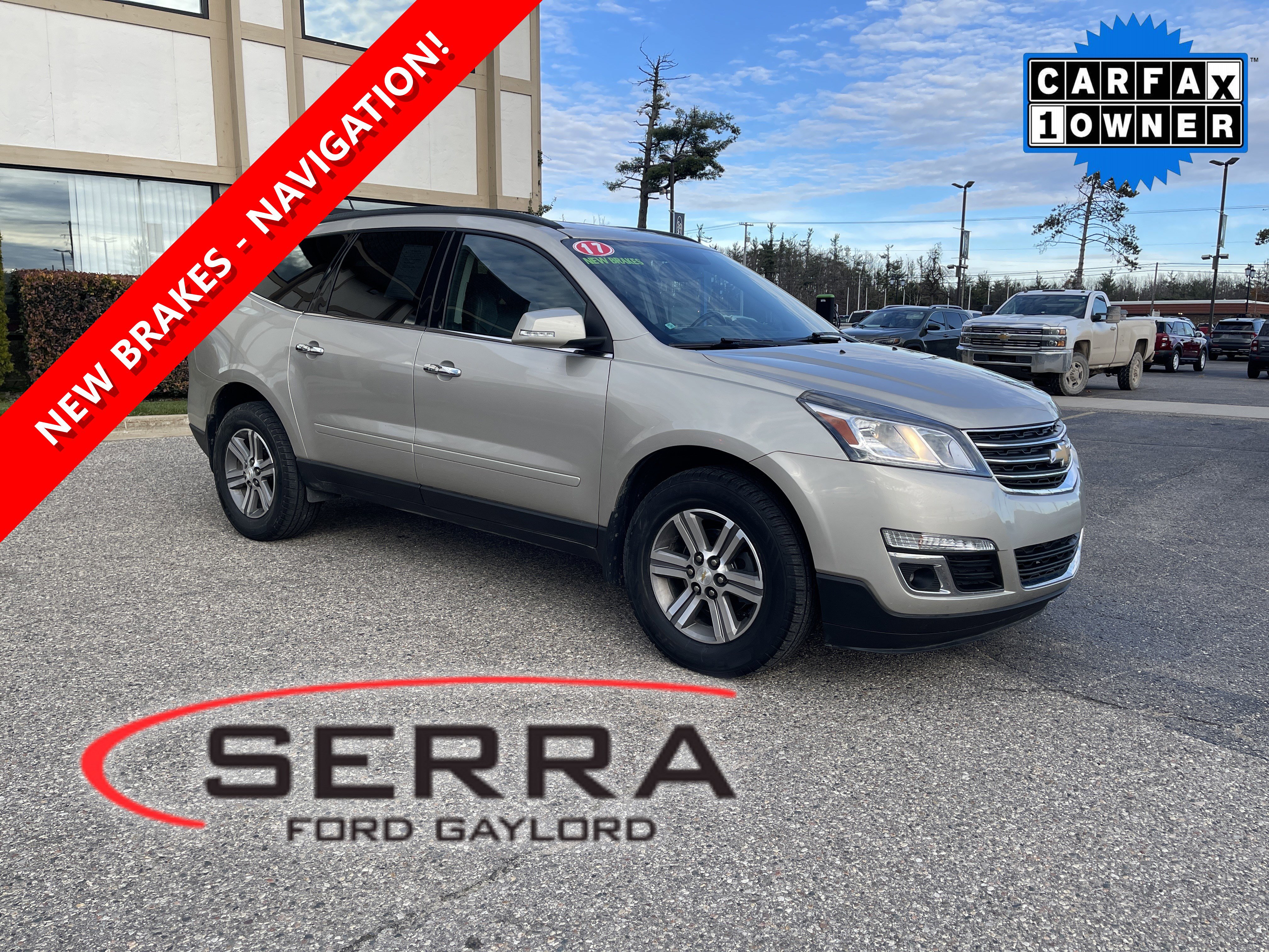 Used 2017 Chevrolet Traverse LT video 1