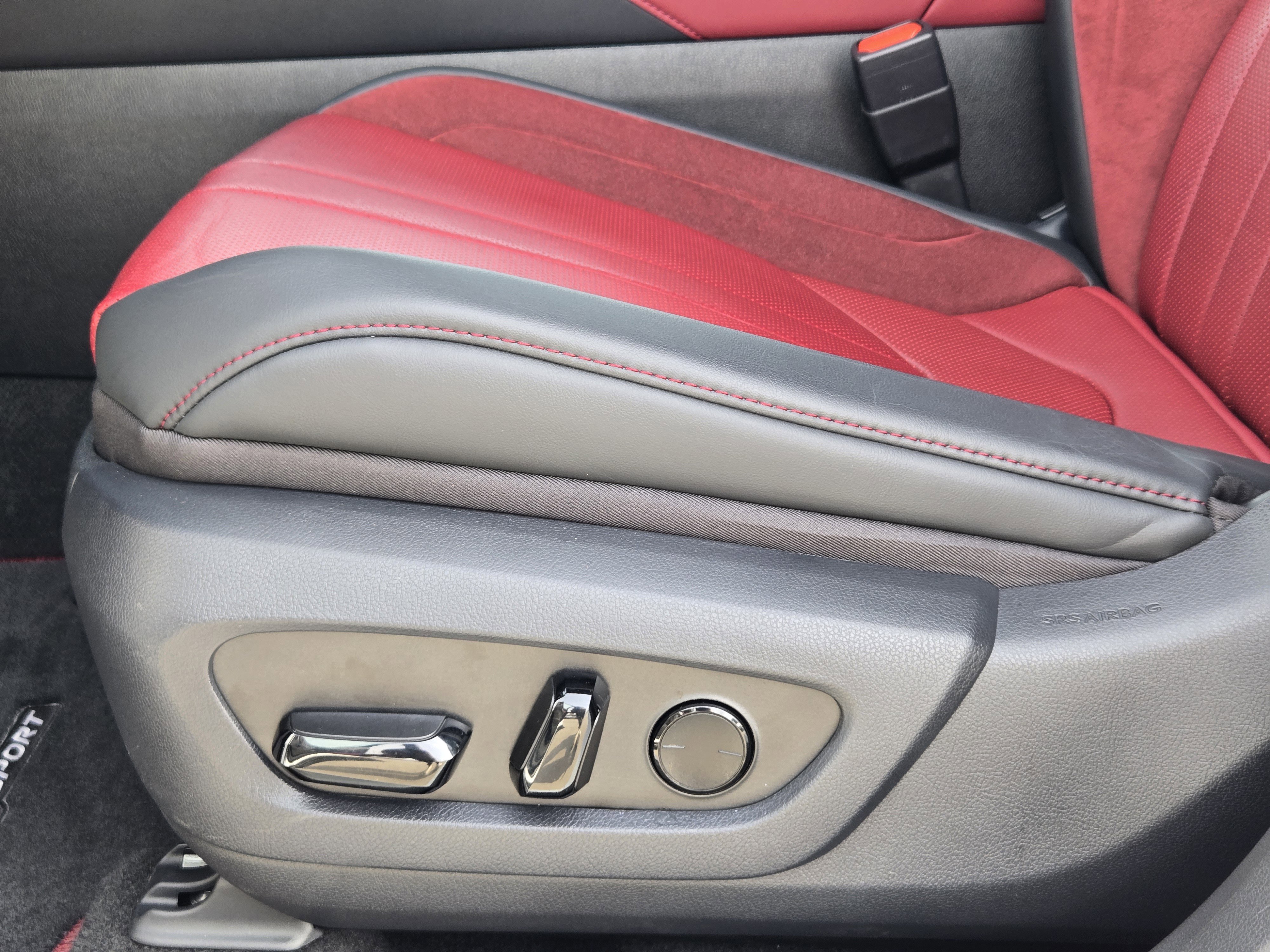 Used 2024 Lexus RX 500h F Sport image 32