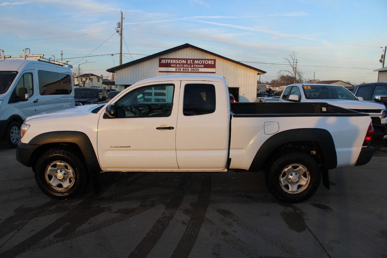 Used 2013 Toyota Tacoma 4x4 Access Cab w/ Convenience Pkg image 1