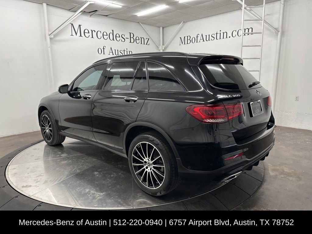 Used 2022 Mercedes-Benz GLC 300 4MATIC image 5