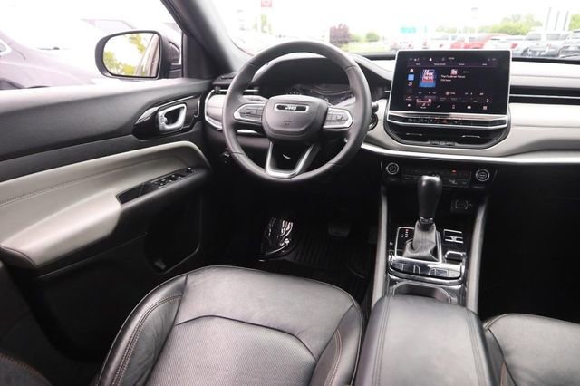 Used 2023 Jeep Compass Limited AWD/4WD image 21