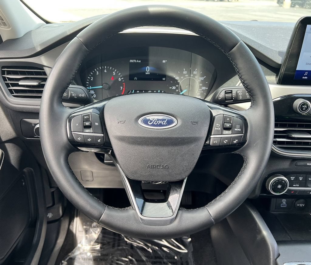 Certified 2022 Ford Escape SE w/ SE Sport Appearance Package AWD/4WD image 10