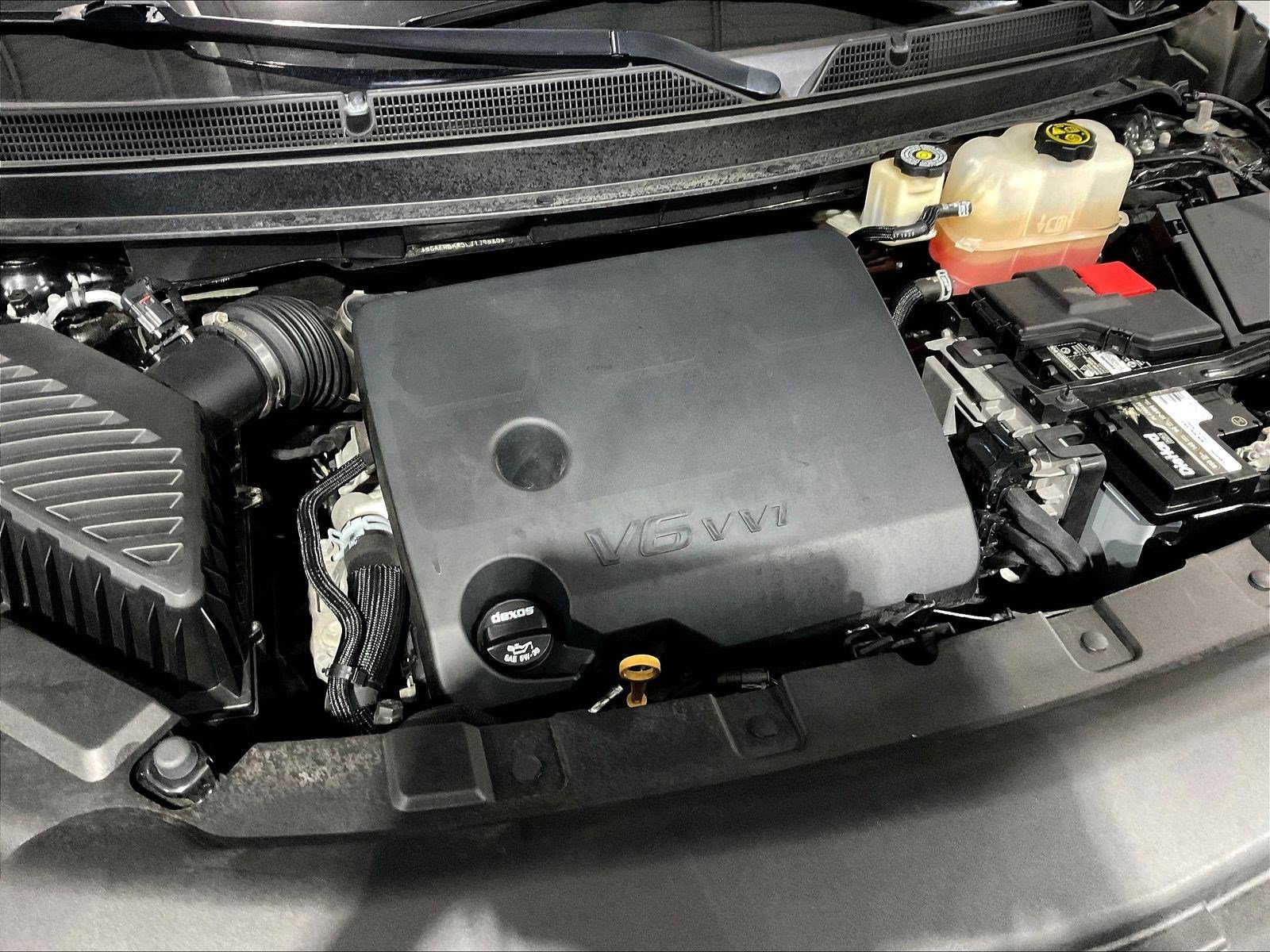 Used 2020 Buick Enclave Essence w/ Sound and Sites Package FWD image 31