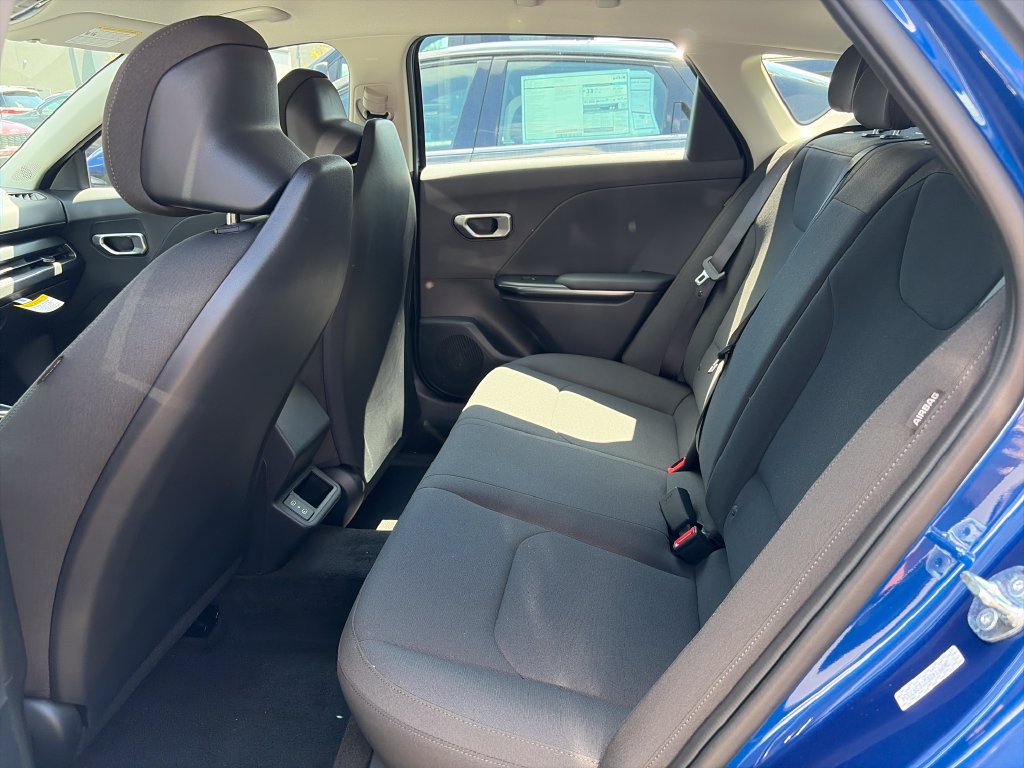 New 2026 Kia K4 FWD image 21