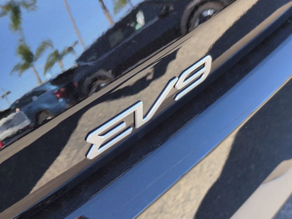 New 2026 Kia EV9 Wind AWD/4WD image 32