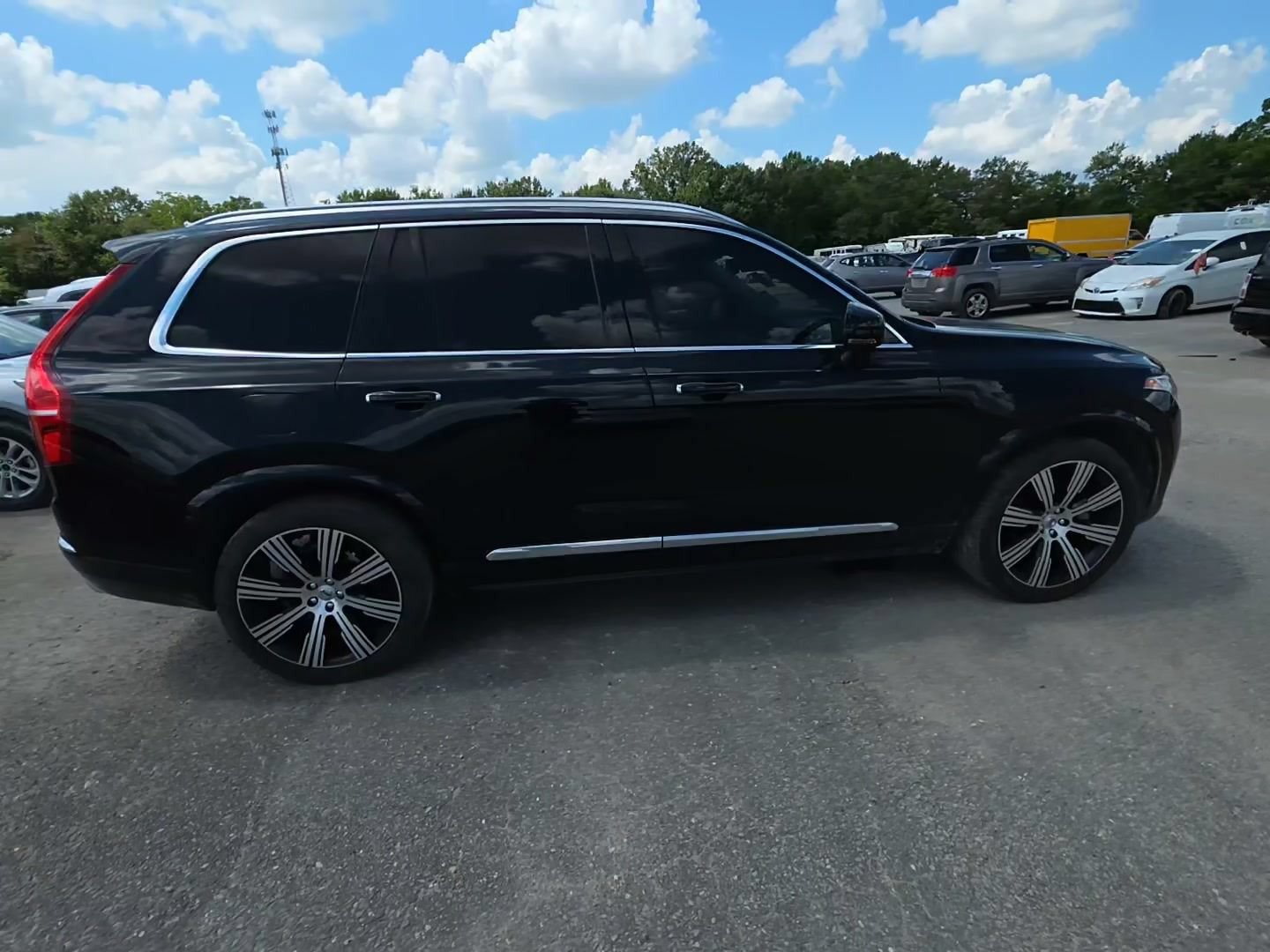 Used 2020 Volvo XC90 T6 Inscription w/ Protection Package Premier AWD/4WD image 3