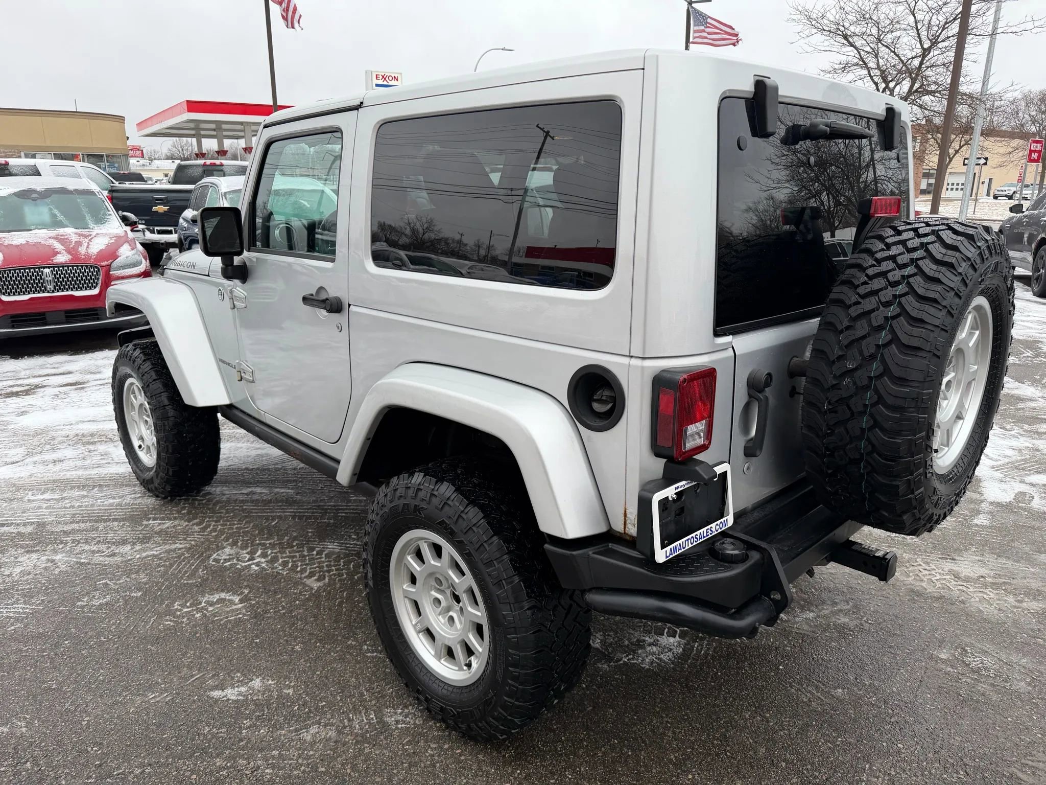 Used 2012 Jeep Wrangler Rubicon w/ PWR Convenience Group image 3