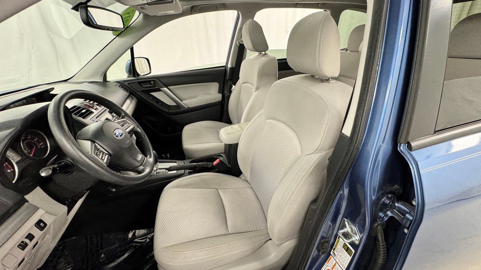 Used 2015 Subaru Forester 2.5i Premium w/ Popular Package #2 AWD/4WD image 11