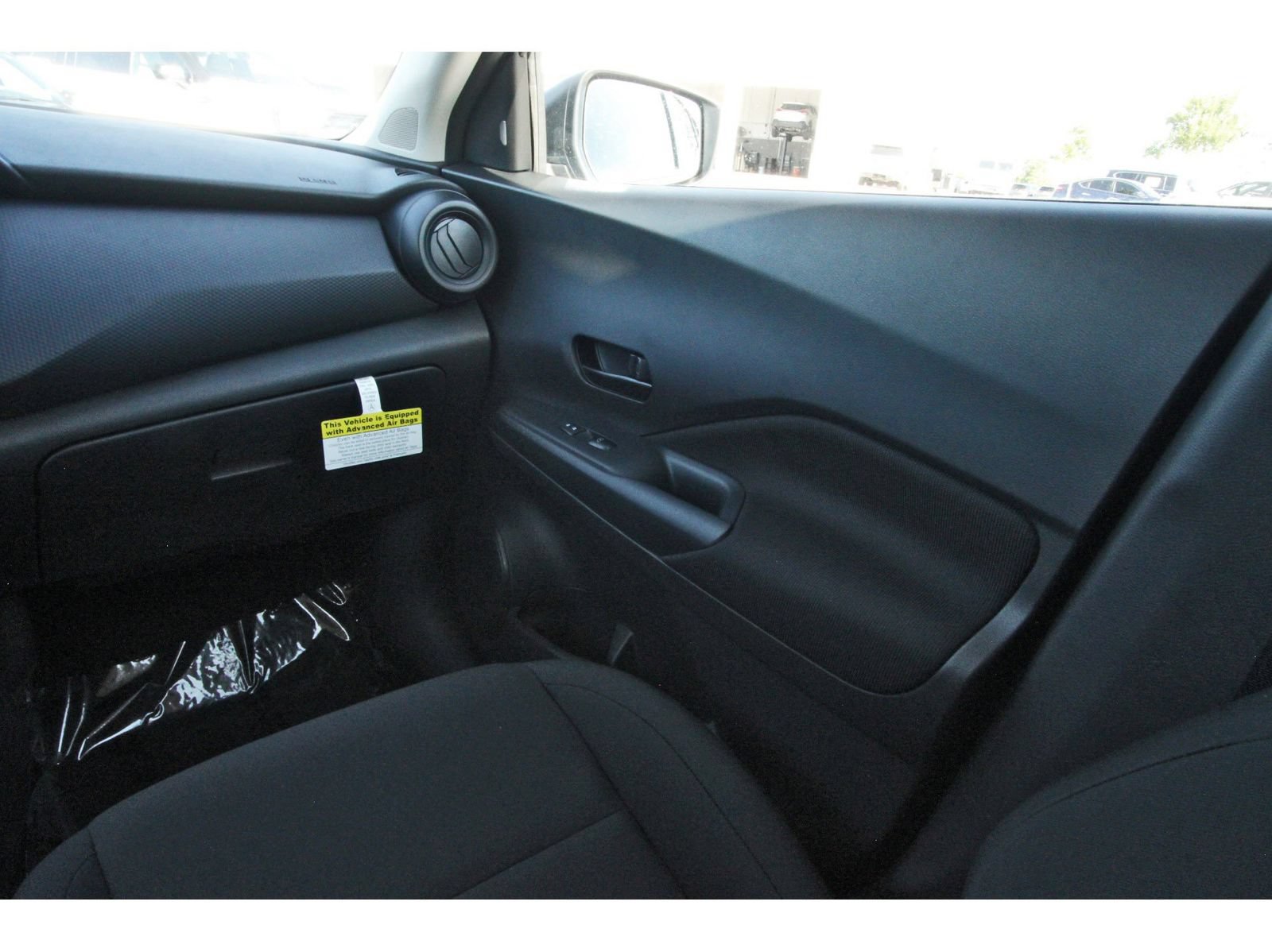 Certified 2025 Nissan Kicks Play S FWD image 14