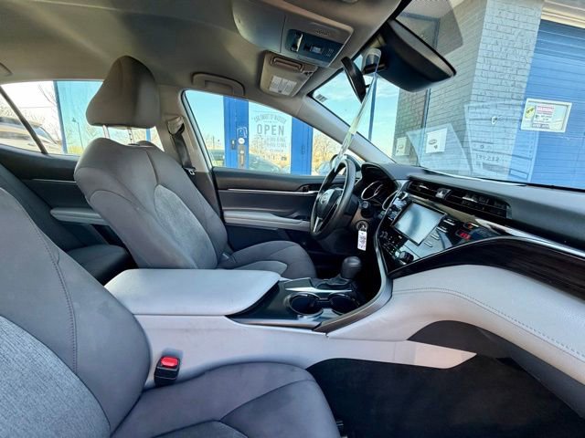 Used 2020 Toyota Camry LE FWD image 20