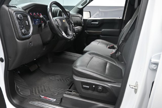 Used 2020 Chevrolet Silverado 1500 LT w/ All-Star Edition AWD/4WD image 17