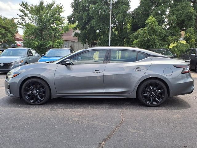 Used 2022 Nissan Maxima SR w/ Sport Mat Group image 7