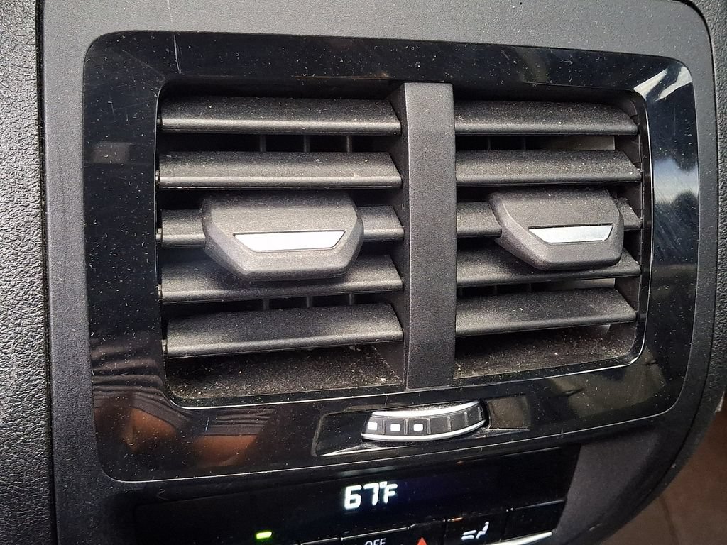 Certified 2024 BMW X4 M40i AWD/4WD image 11