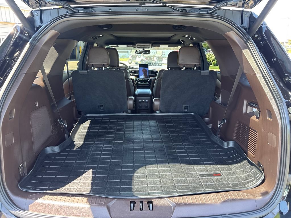 Used 2022 Ford Explorer King Ranch w/ Premium Technology Package AWD/4WD image 48