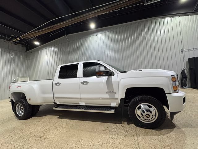 Used 2019 Chevrolet Silverado 3500 High Country w/ Duramax Plus Package AWD/4WD image 5