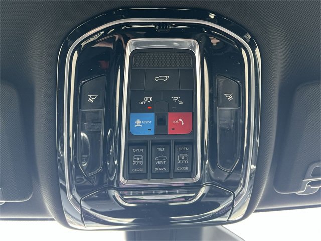 Used 2021 Jeep Grand Cherokee L Overland w/ Luxury Tech Group IV image 24