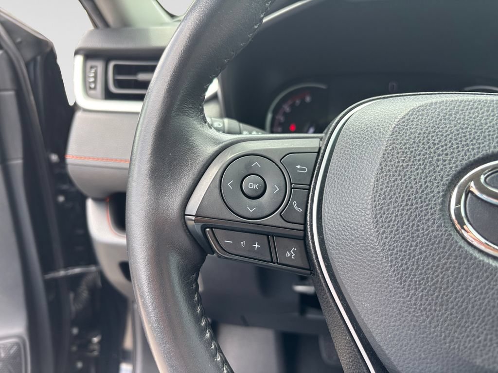 Used 2020 Toyota RAV4 Adventure AWD/4WD image 26