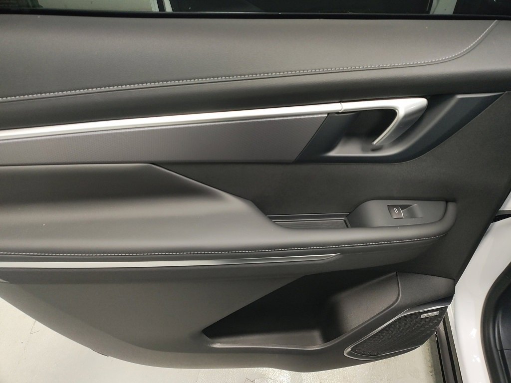 New 2026 Buick Enclave Sport Touring w/ Power Package image 28