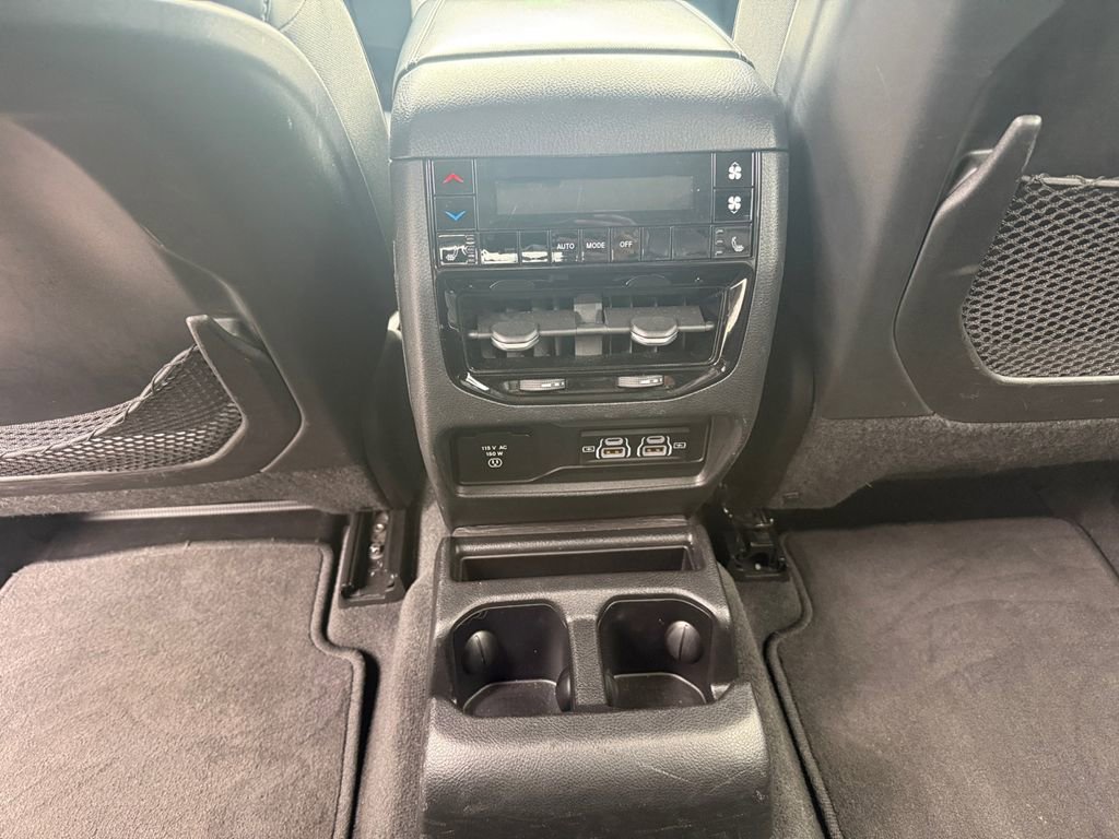 Used 2021 Jeep Grand Cherokee L Limited RWD image 29