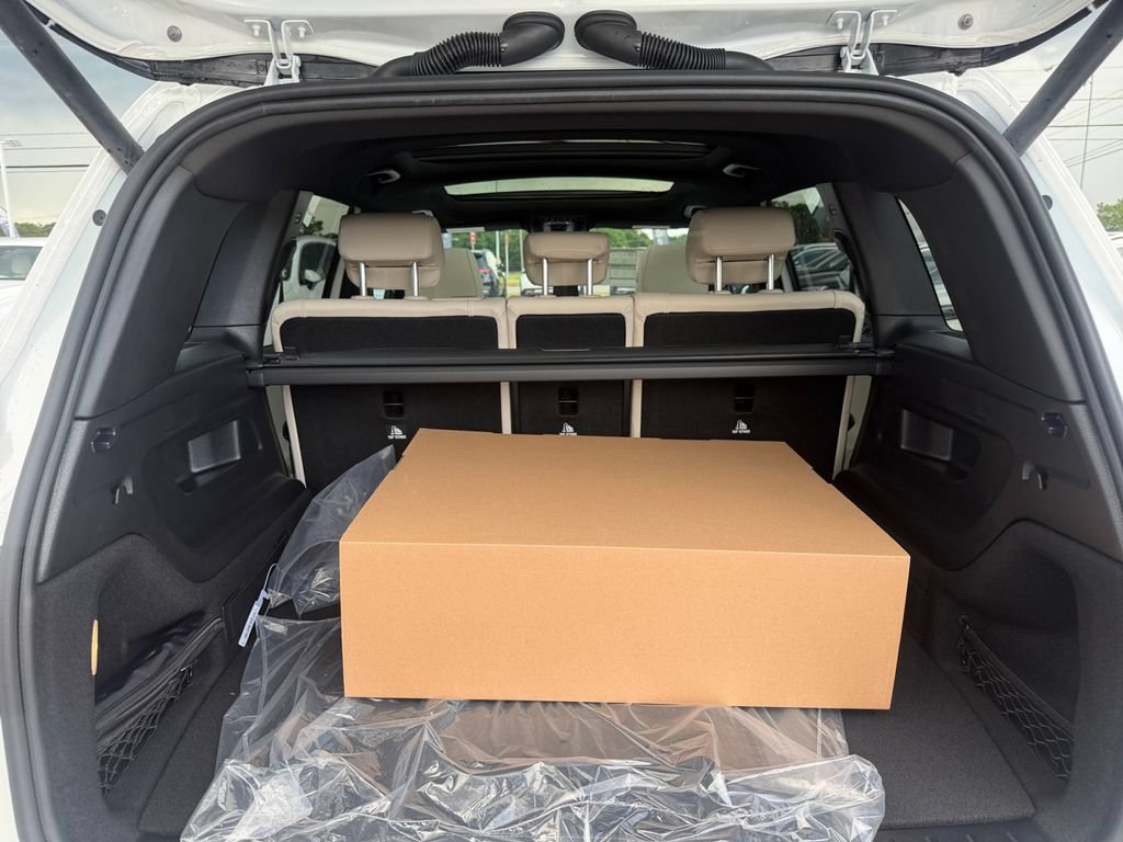 New 2026 Mercedes-Benz GLB 250 image 25