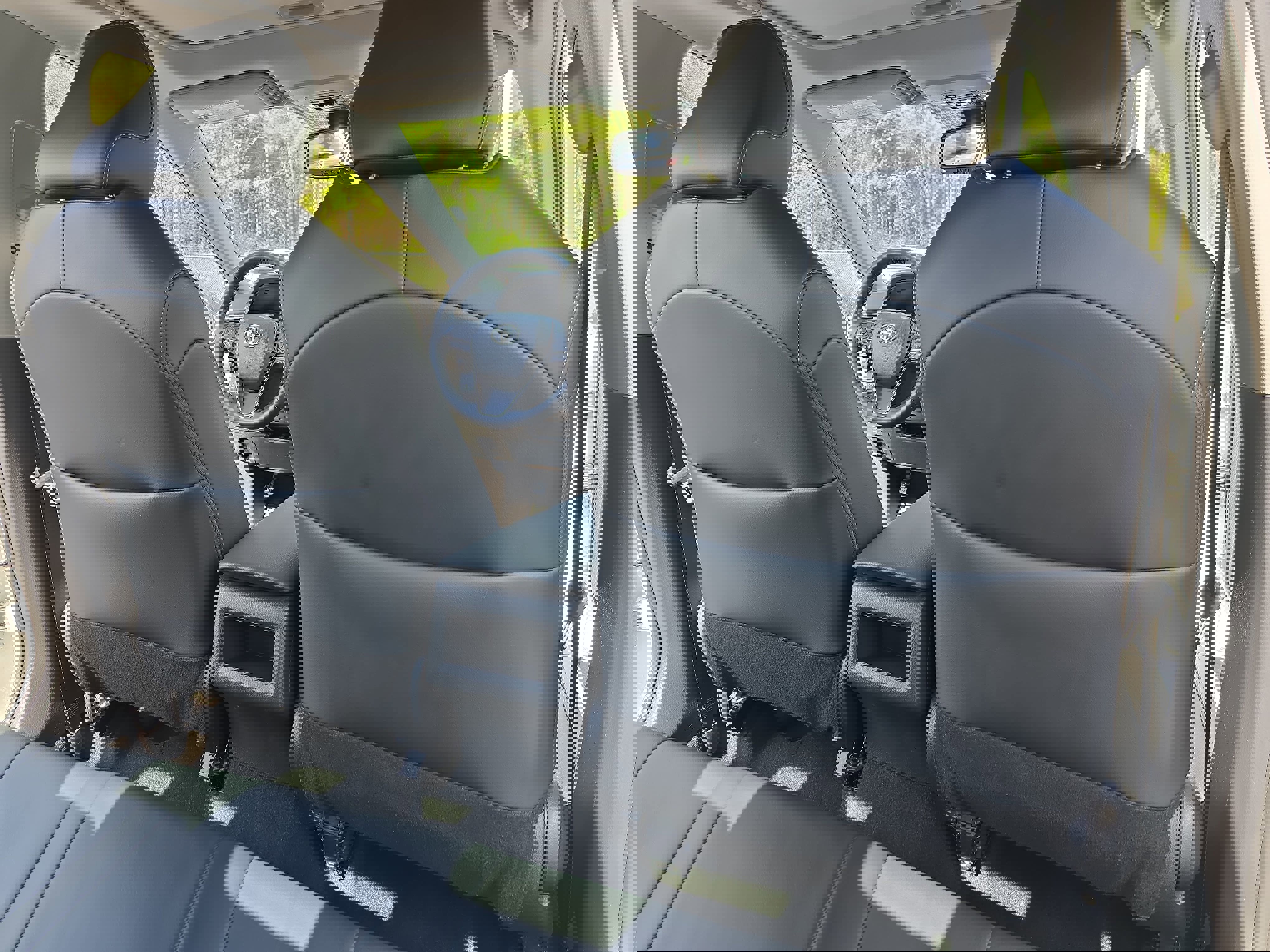 Used 2024 Toyota Camry SE w/ Cold Weather Package image 11