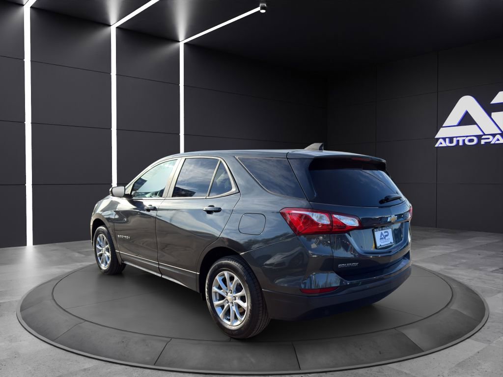 Used 2021 Chevrolet Equinox LS image 4