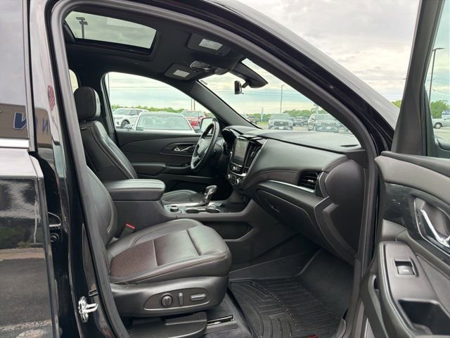 Used 2023 Chevrolet Traverse High Country AWD/4WD image 24