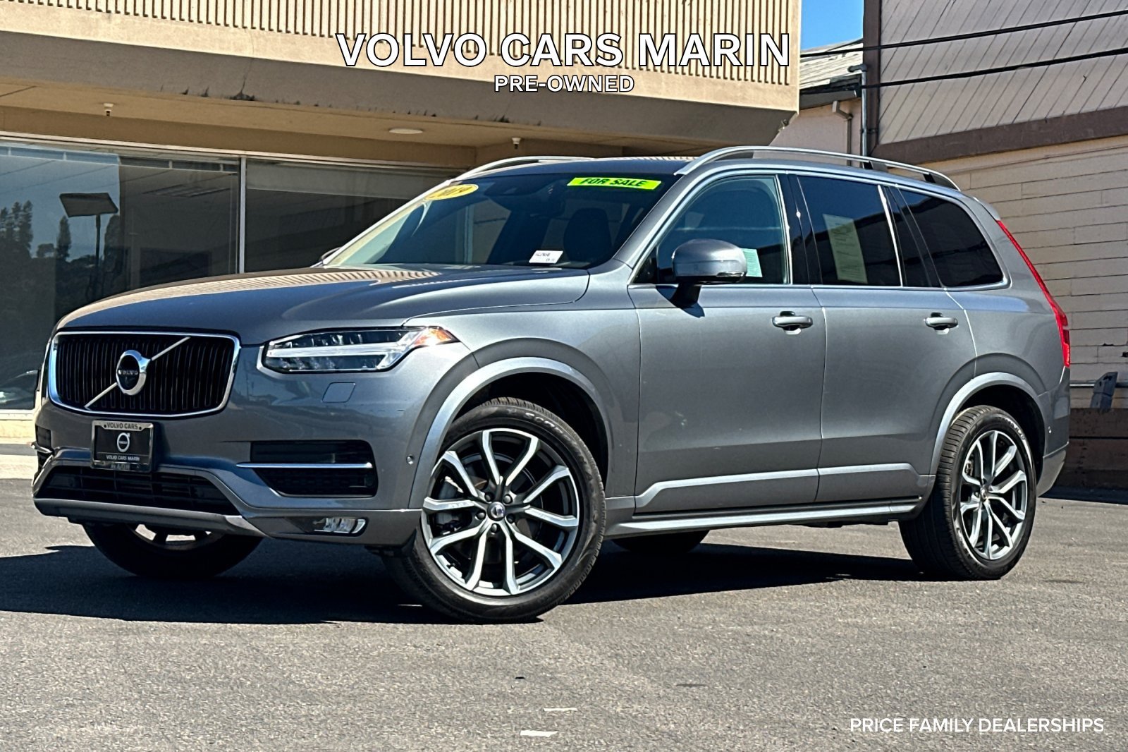 Used 2019 Volvo XC90 T5 Momentum w/ Multimedia Package