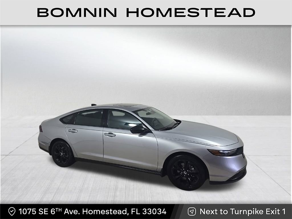 Used 2025 Honda Accord SE image 1