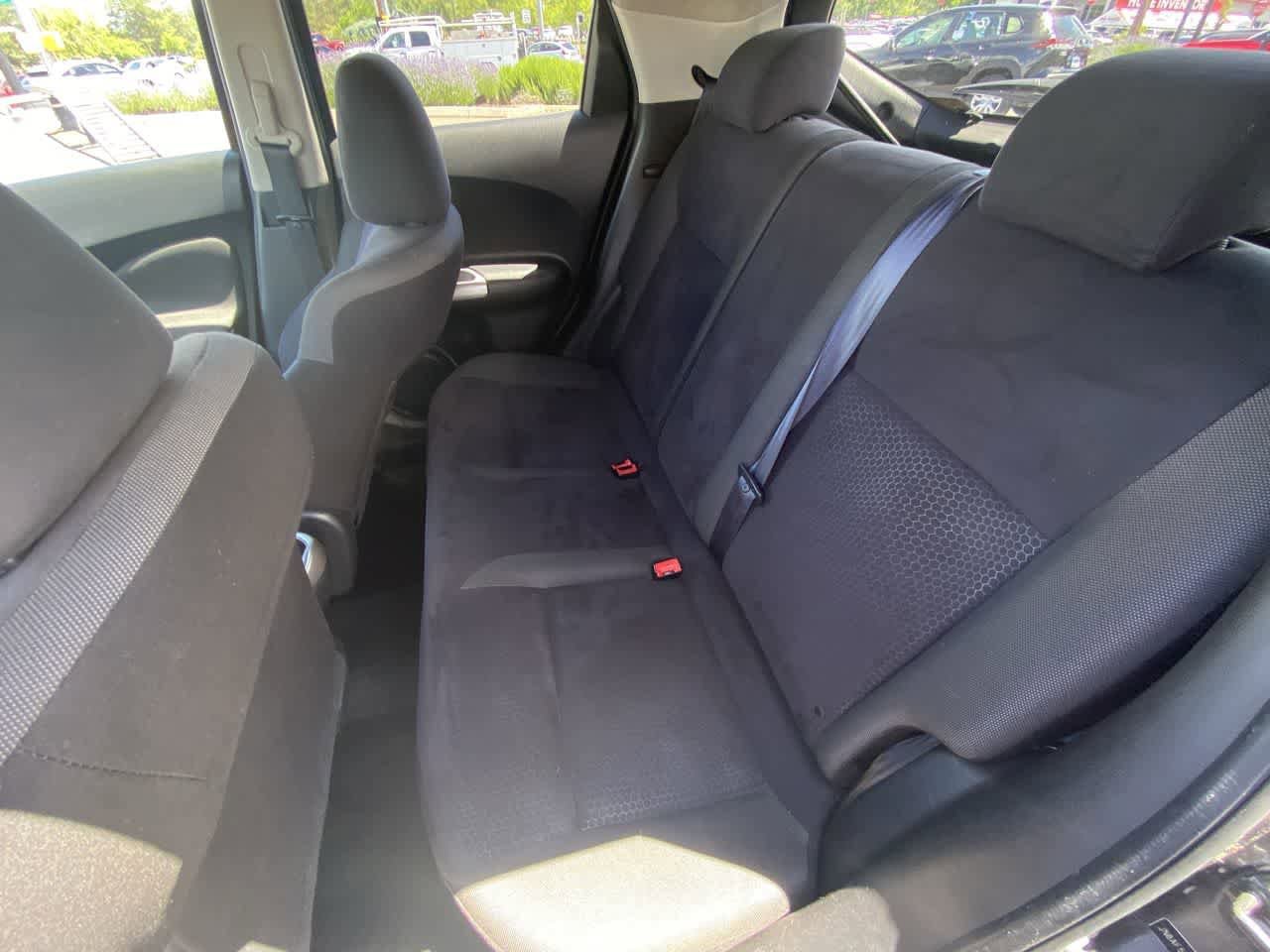 Used 2011 Nissan Juke SV AWD/4WD image 22