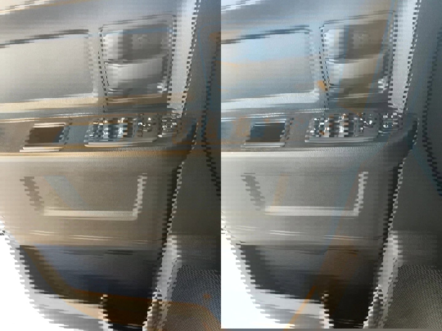 Used 2024 RAM 3500 Tradesman w/ Towing Technology Group image 19