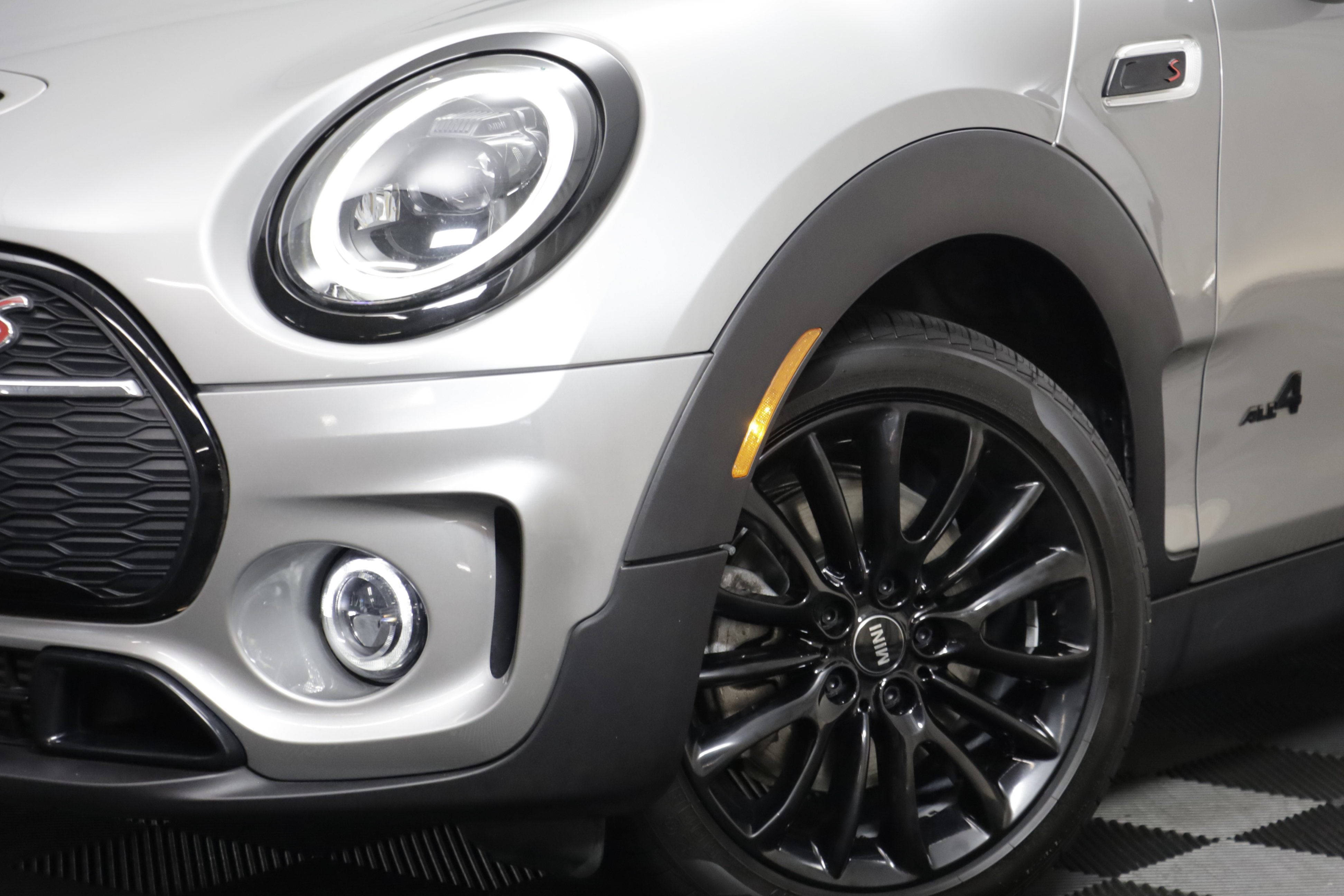Certified 2024 MINI Cooper Clubman S AWD/4WD image 3