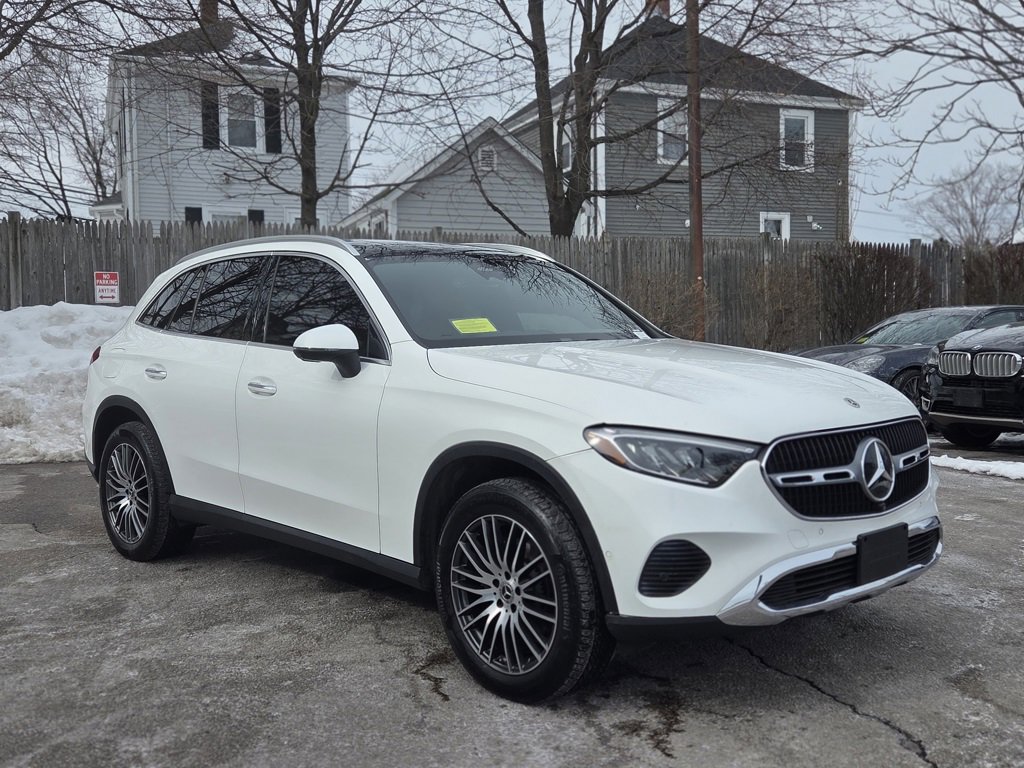 Used 2023 Mercedes-Benz GLC 300 4MATIC image 8