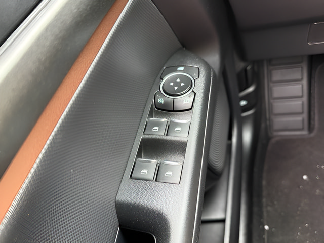 Used 2025 Ford Bronco Sport Outer Banks w/ Outer Banks Tech Package+ AWD/4WD image 24