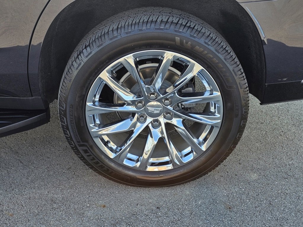 Used 2023 Cadillac Escalade Premium Luxury w/ LPO, Radiant Package image 10
