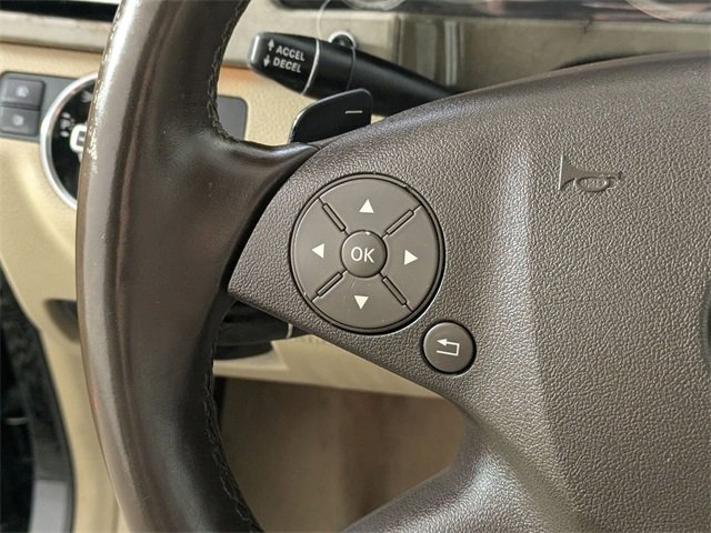 Used 2011 Mercedes-Benz E 350 4MATIC Wagon image 16