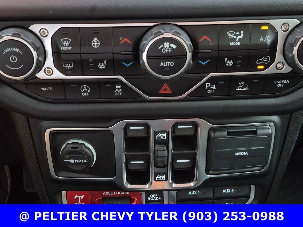 Used 2025 Jeep Gladiator Mojave image 27