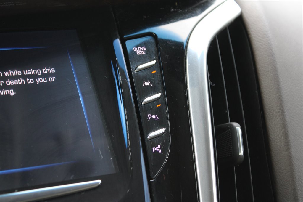 Used 2017 Cadillac Escalade ESV Luxury image 31