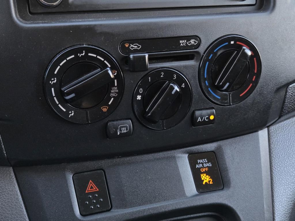 Used 2019 Nissan NV200 SV w/ Navigation Package image 23