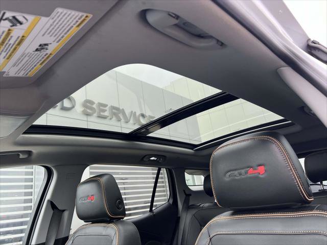 Used 2022 GMC Terrain AT4 w/ Infotainment Package II AWD/4WD image 23